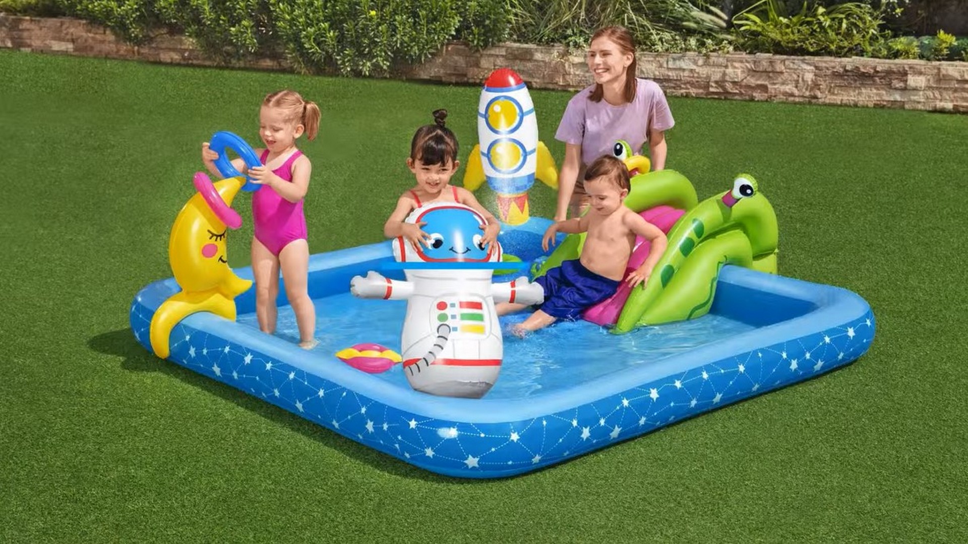 Надувной комплекс Bestway Fisher Price 93504